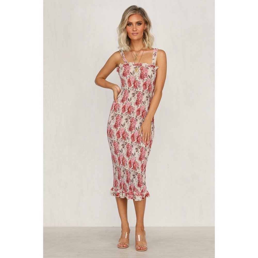 FLORAL MIDI BODYCON SHIRRED DRESS RUNWAYSCOUT